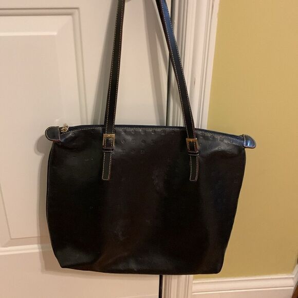 Arcadia large genuine leather bag.  Zipper closure.  Sold as is - Picture 1 of 13